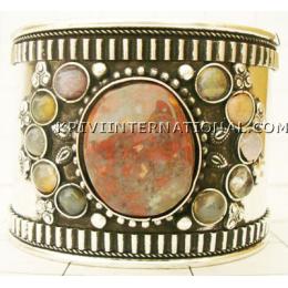 KBKT09053 Startling Beauty In Fashion Bracelet