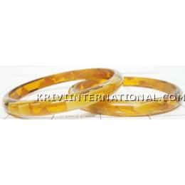 KKLK03056 A pair of acrylic bangles with water effect