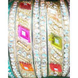 KKLK03I13 Package contains 2 broad and 4 thin lac bangles