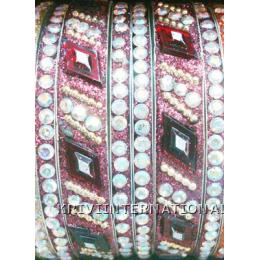 KKLK03J13 Package contains 2 broad and 4 thin lac bangles