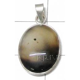 KPLL08046 Fancy White Metal Onyx Pendant