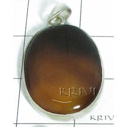 KPLL08050 Stunning White Metal Onyx Pendant