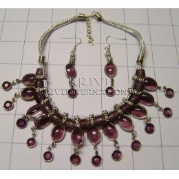 KSKQ08003 Exclusive Colour Stone Necklace With Earring Set